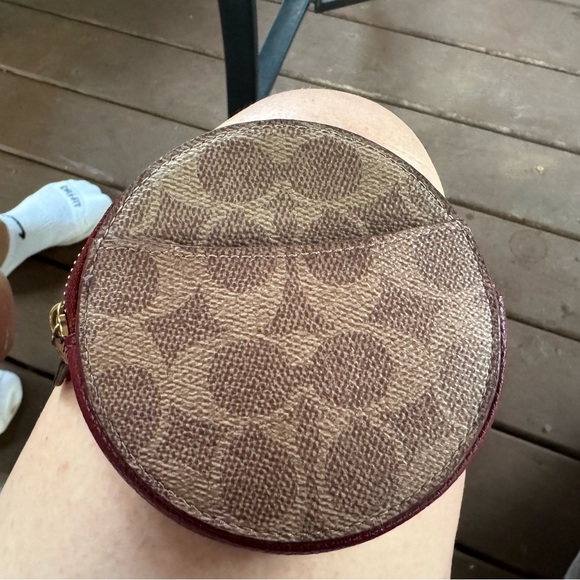 Rare Rare Coach limit edition Signature Rexy Carriage tote w/ matching coin - Picture 9 of 13